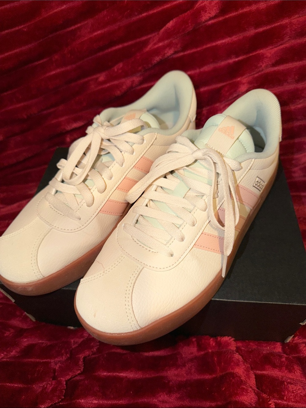 Adidas VL Court 3.0 women’s size 10